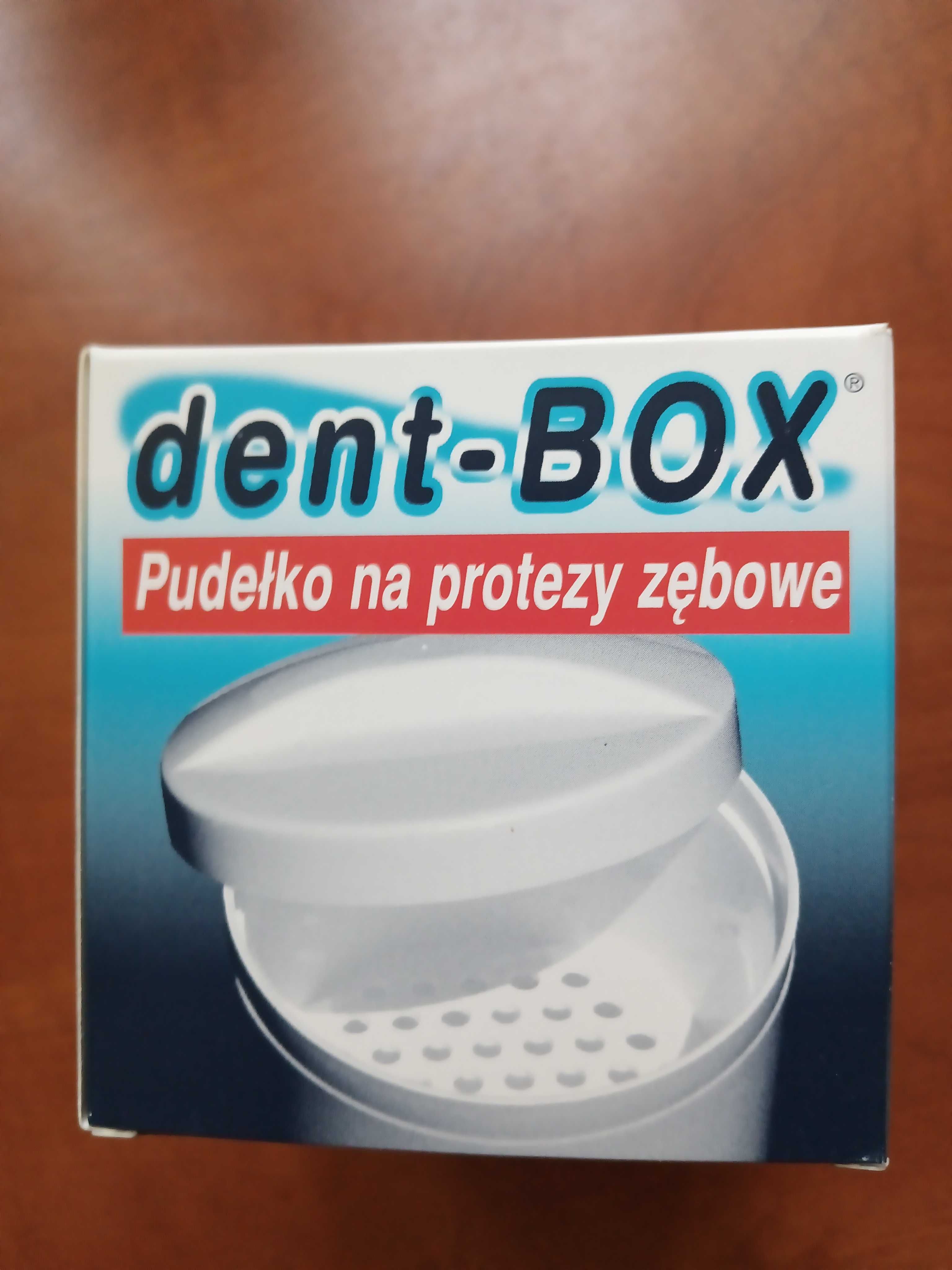 Pudełko na protezy zębowe i aparaty ortodontyczne