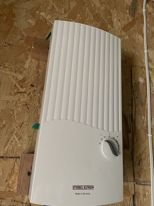 Ogrzewacz wody przepływowy 18 kw 21 kw 24 kw Stiebel Eltron PEY 18/21/