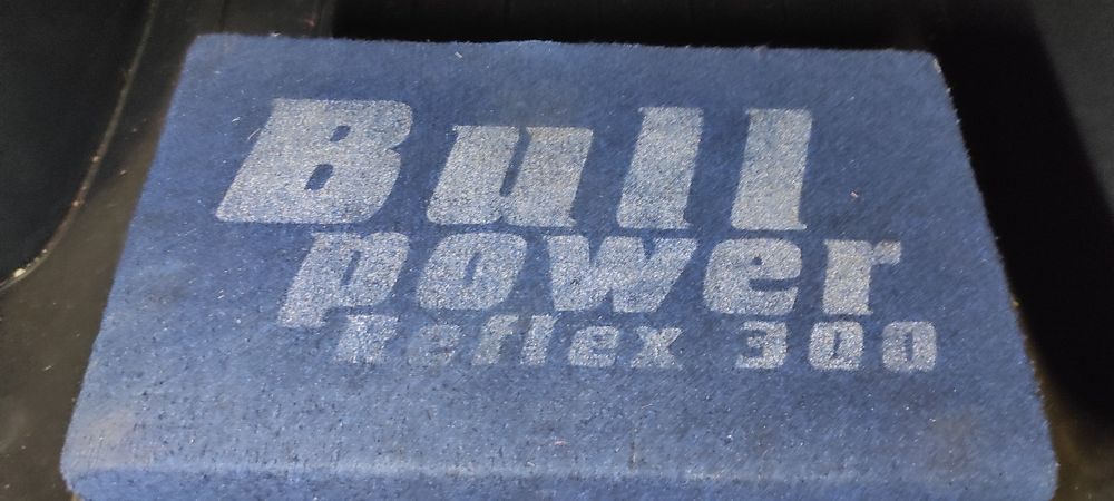 Subwoofer skrzynia Magnat Bull Power Reflex 300
