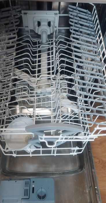 Продам посудомийну машину Hotpoint Ariston CIS LI 480 A