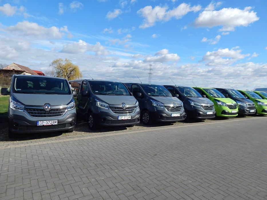 Wynajem busa 9 osobowego wypożyczalnia aut samochodów busów osobowych