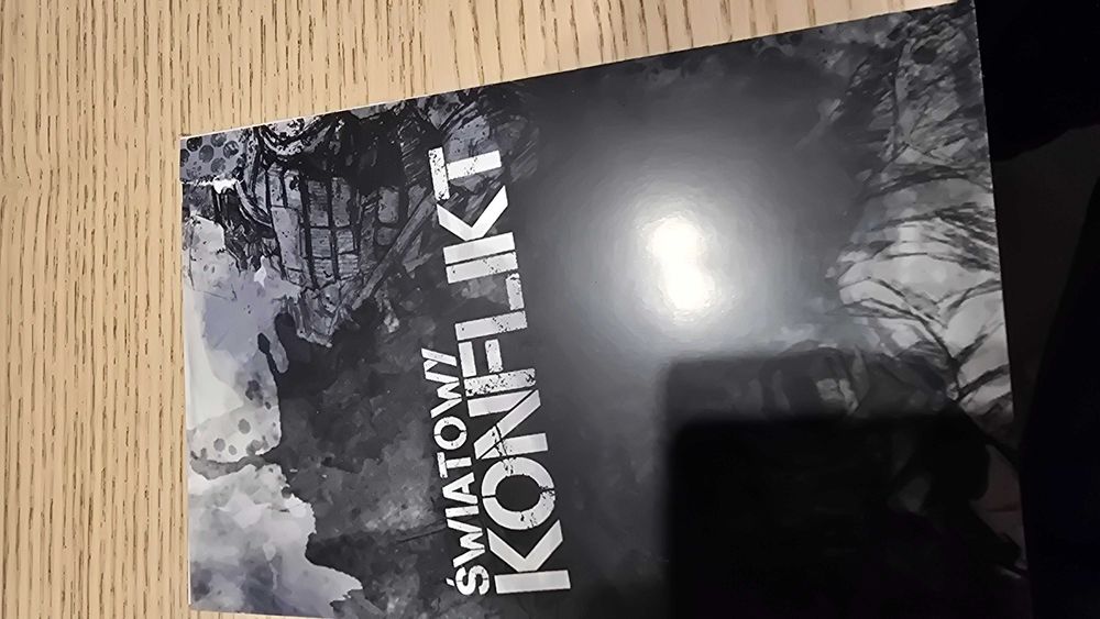 Światowy konflikt - gra Karciana