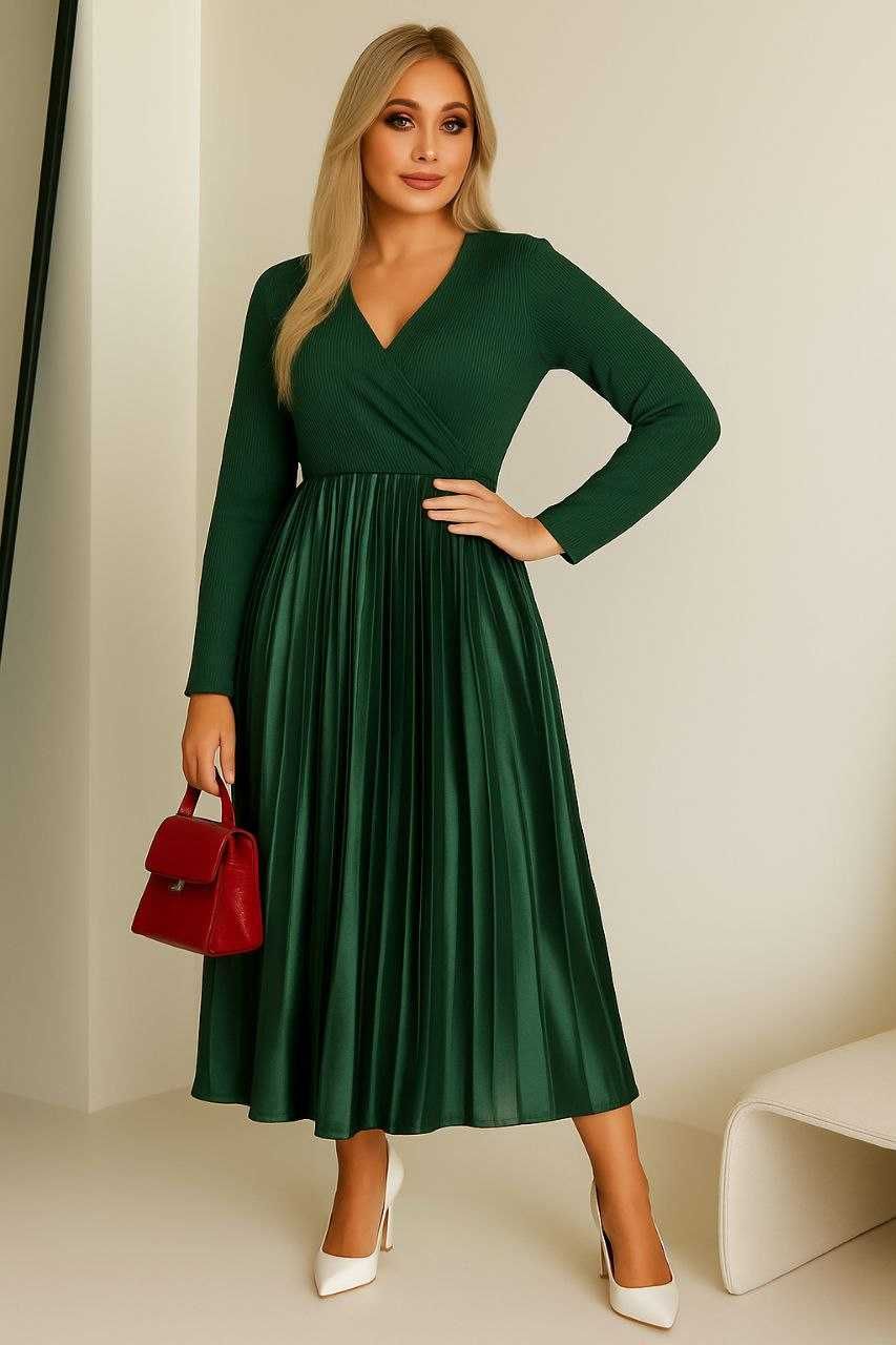 Платье зеленное плиссированное с длинным рукавом River Island, р. S/М