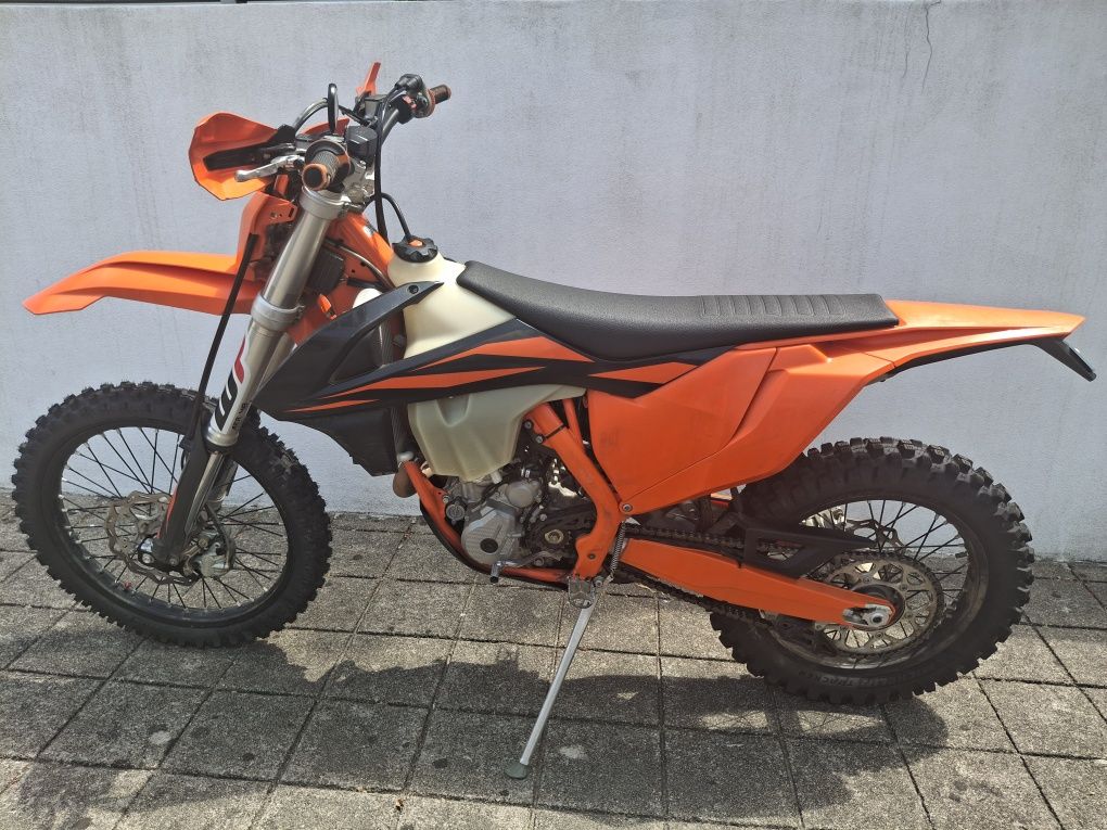 KTM 250 EXC EFI 2021 matriculada