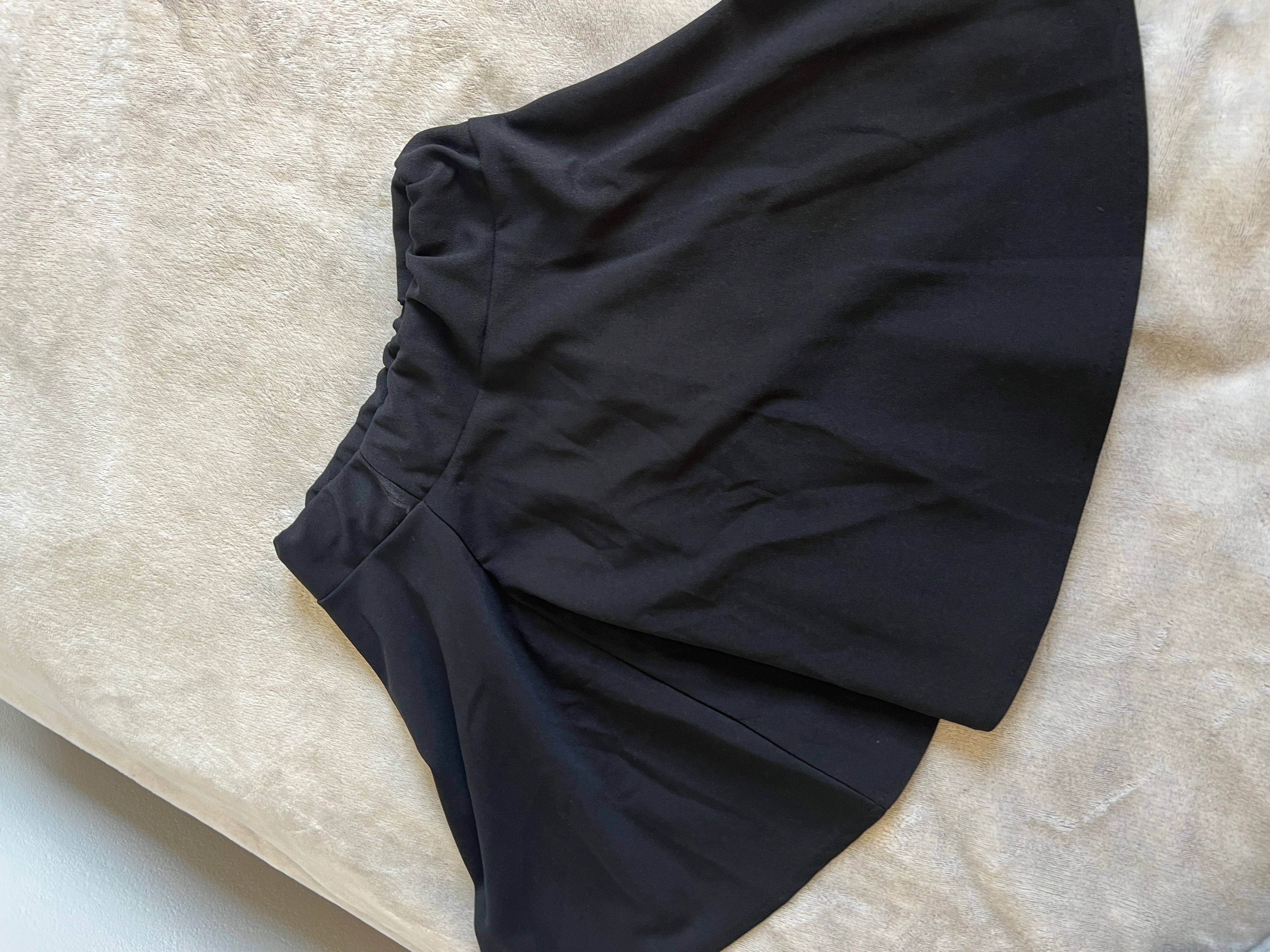Spódnica czarna materiałowa