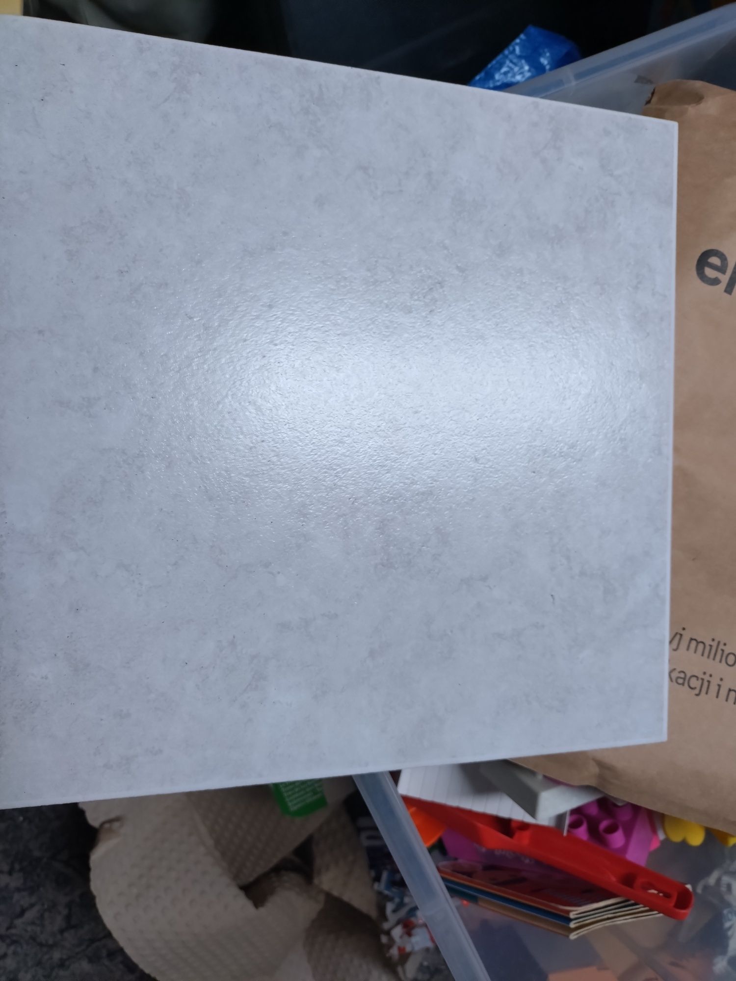 Płytki ceramiczne 30x30 32 M2 nowe