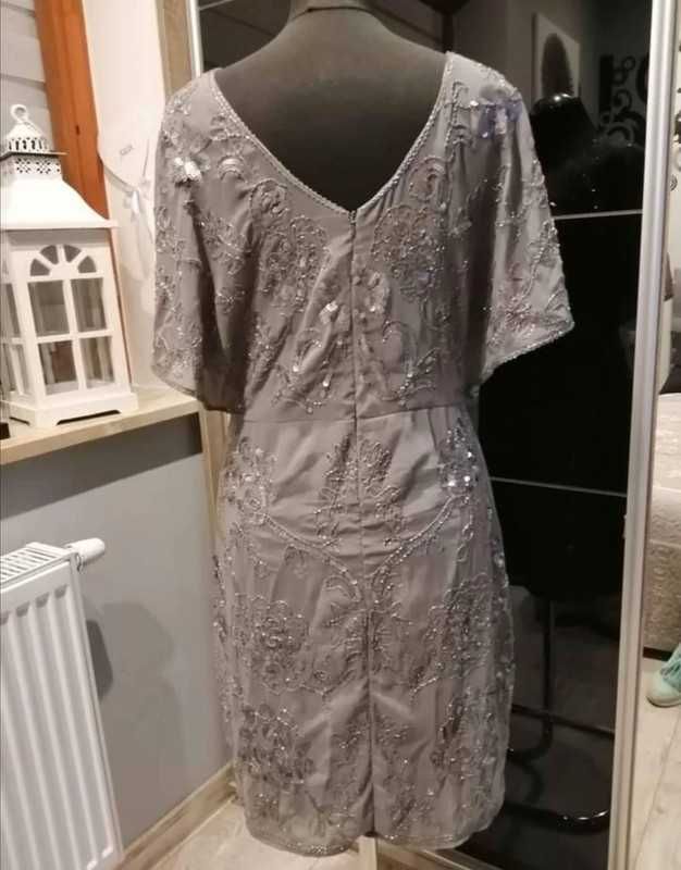 Efektowna sukienka na większe wyjście 38/40  MOLLY BRACKEN