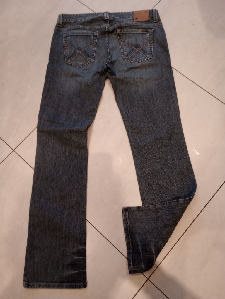 Spodnie damskie jeans