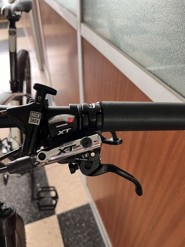 Bicicleta de Montanha / BTT Carbon Olympia CLSX 29 em excelente estado