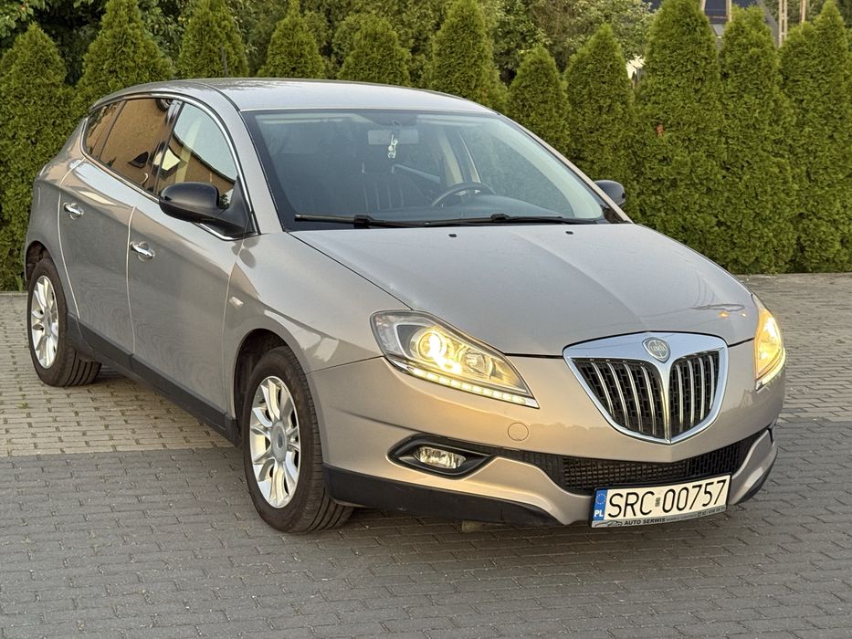 Lancia Delta 1.6 120