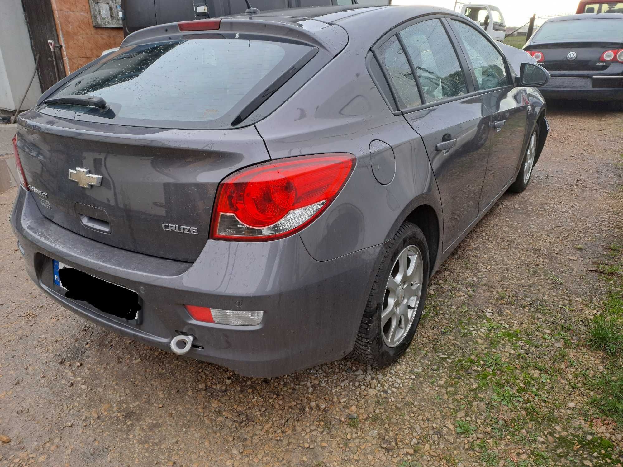 Chevrolet Cruze HB 5D 2.0 VCDi 163KM kod silnika LNP kod lakieru GQK