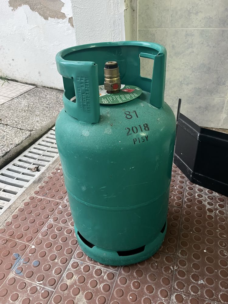 Aquecedor a gás usado