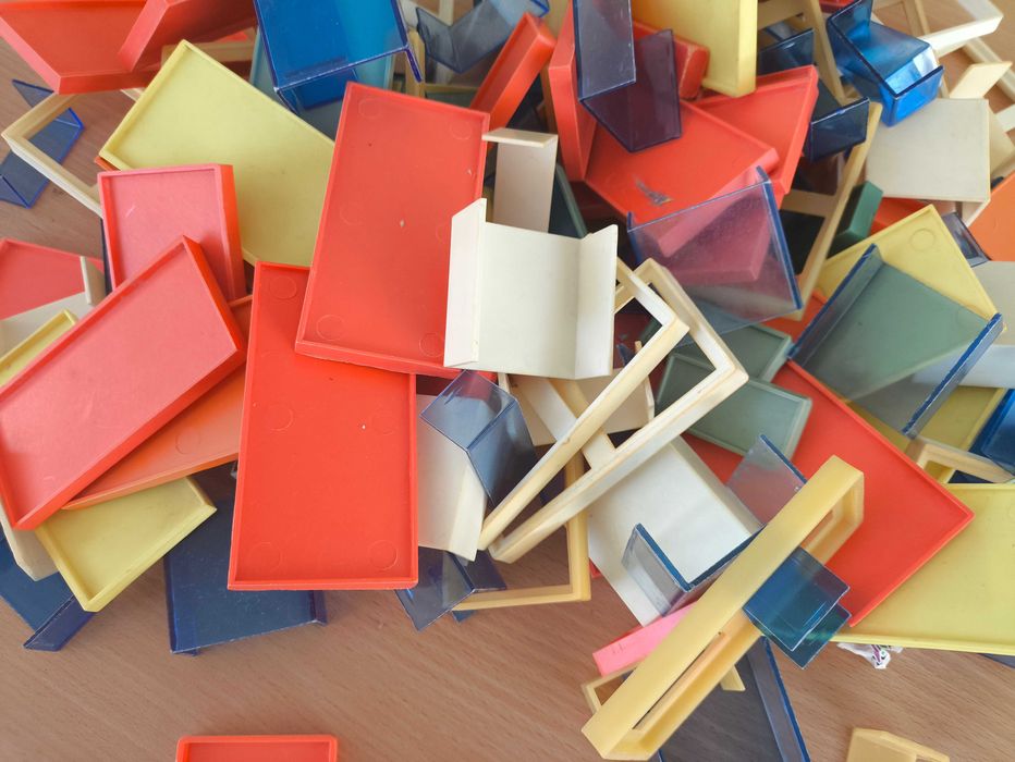 Пластмассовый конструктор времён СССР