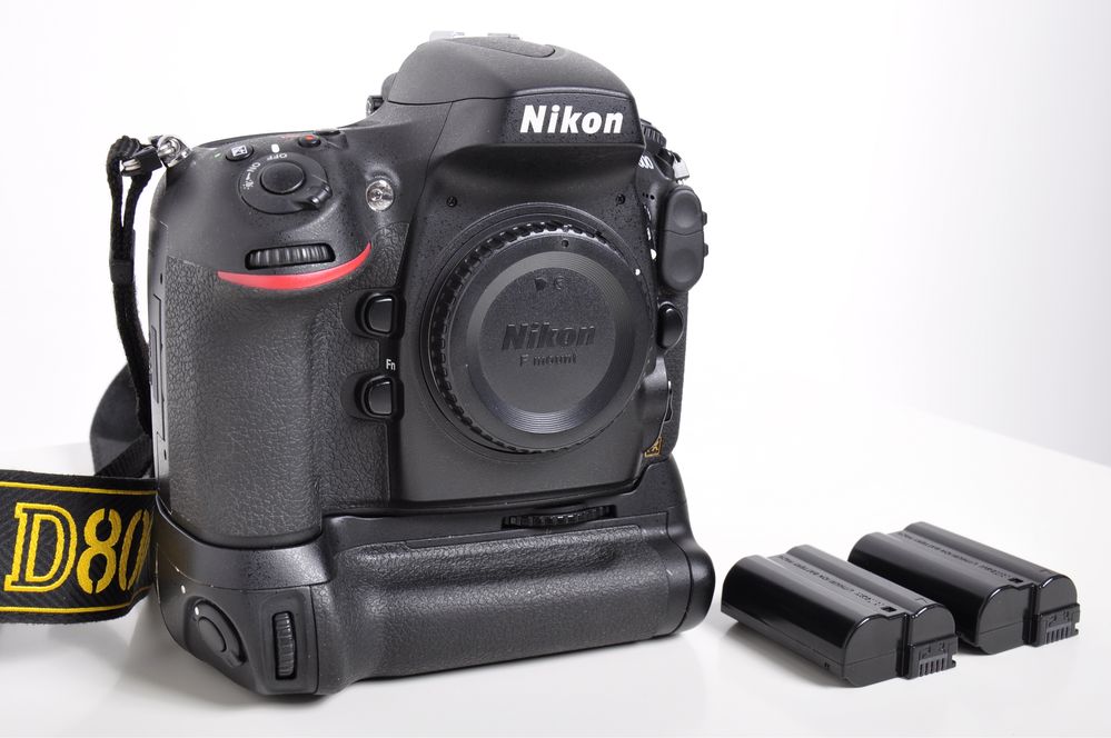 Nikon D800 + Grip