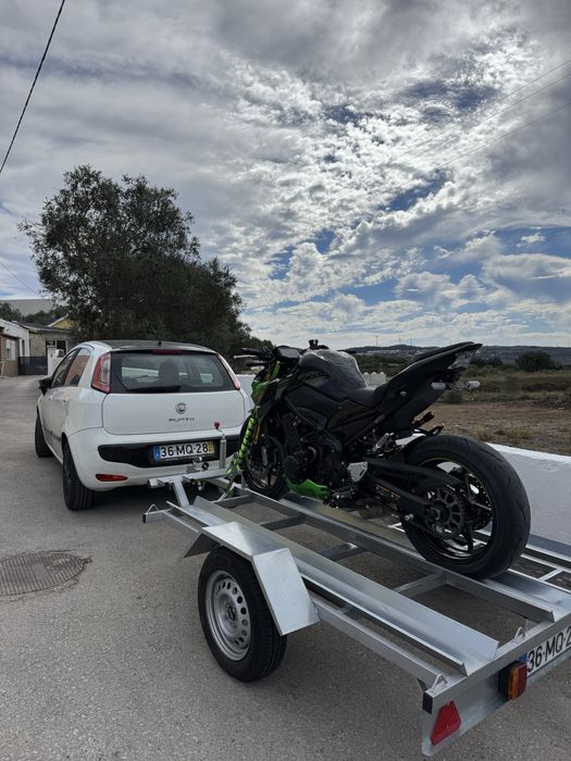 Alugo atrelado diaria