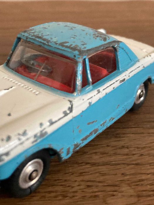 Corgi Toys 231 Triumph Herald Coupe
