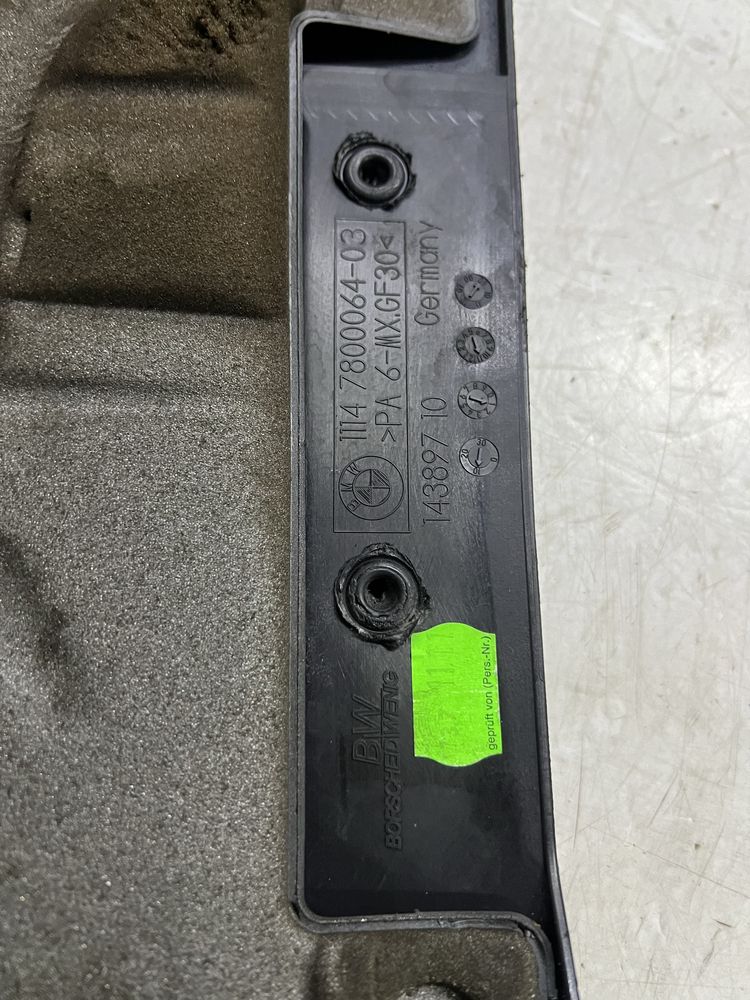 Oslona silnika gorna pokrywa bmw e90 e91 e92 e93 N57 3.0D 330D