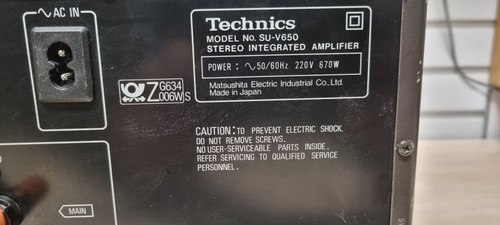 Wzmacniacz TECHNICS SU-V650 ClassAA. Japan