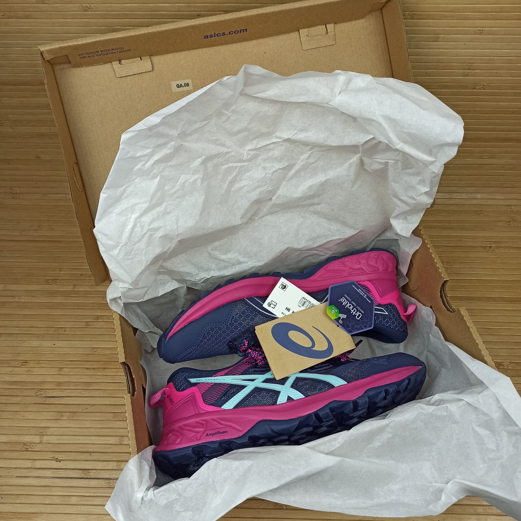 Кросівки трейлові Asics Gel-Kanaku 4  Розміри  36 - 42