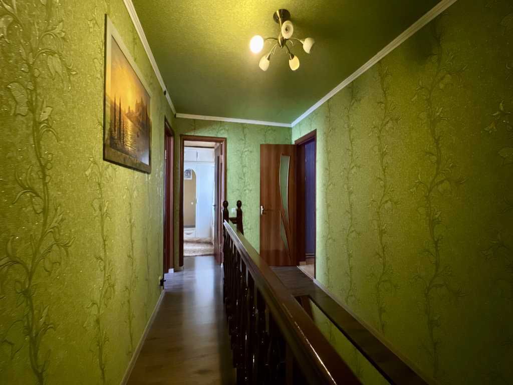 Продається чудовий 2-поверховий будинок. Код №15377