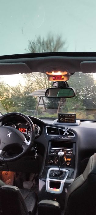 PEUGEOT 5008 Allure