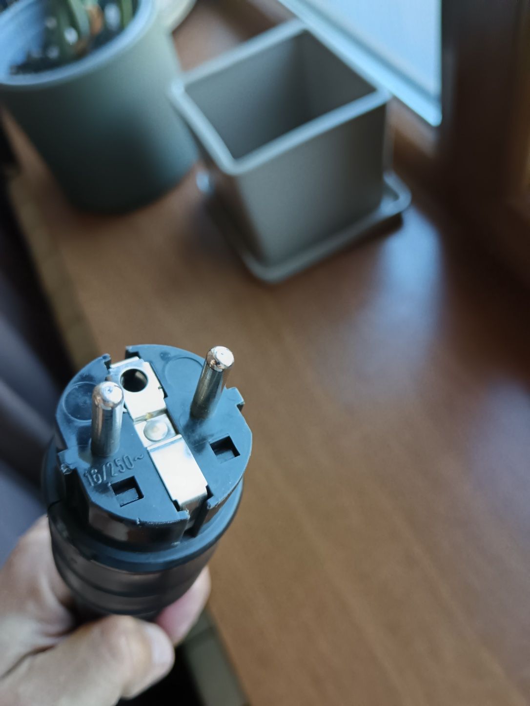 Продам сетевой кабель ElectraGlide Ultra Khan II Statement R
The Stat