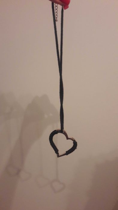 Serce na rzemyku naszyjnik wisiorek zawieszka metal