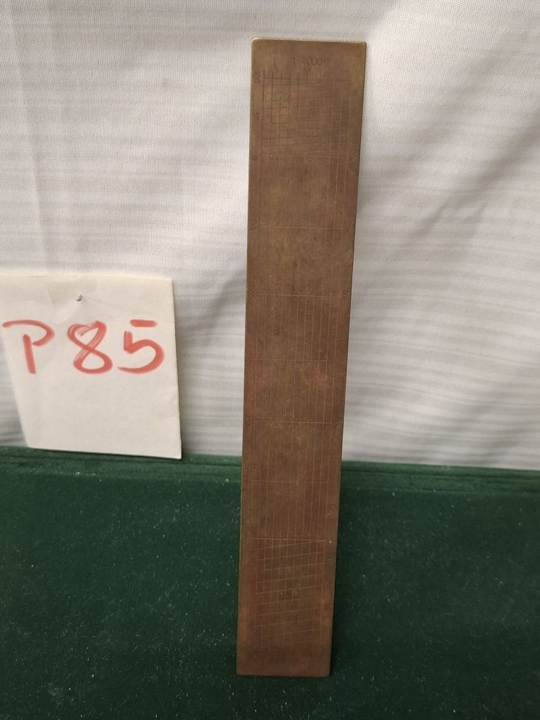 Geodezyjna podziałka transwersalna katastralna prl