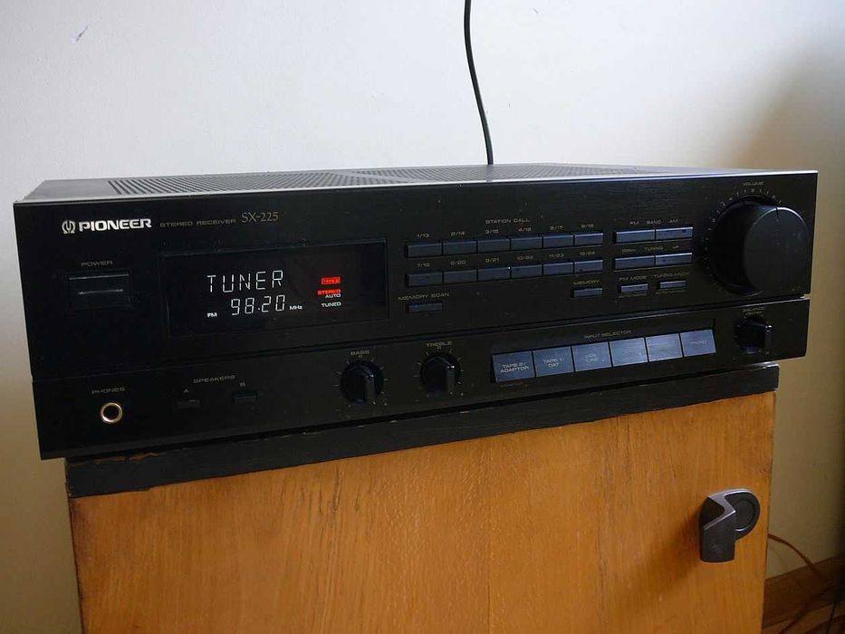Amplituner stereo Pioneer SX-225 2X40W