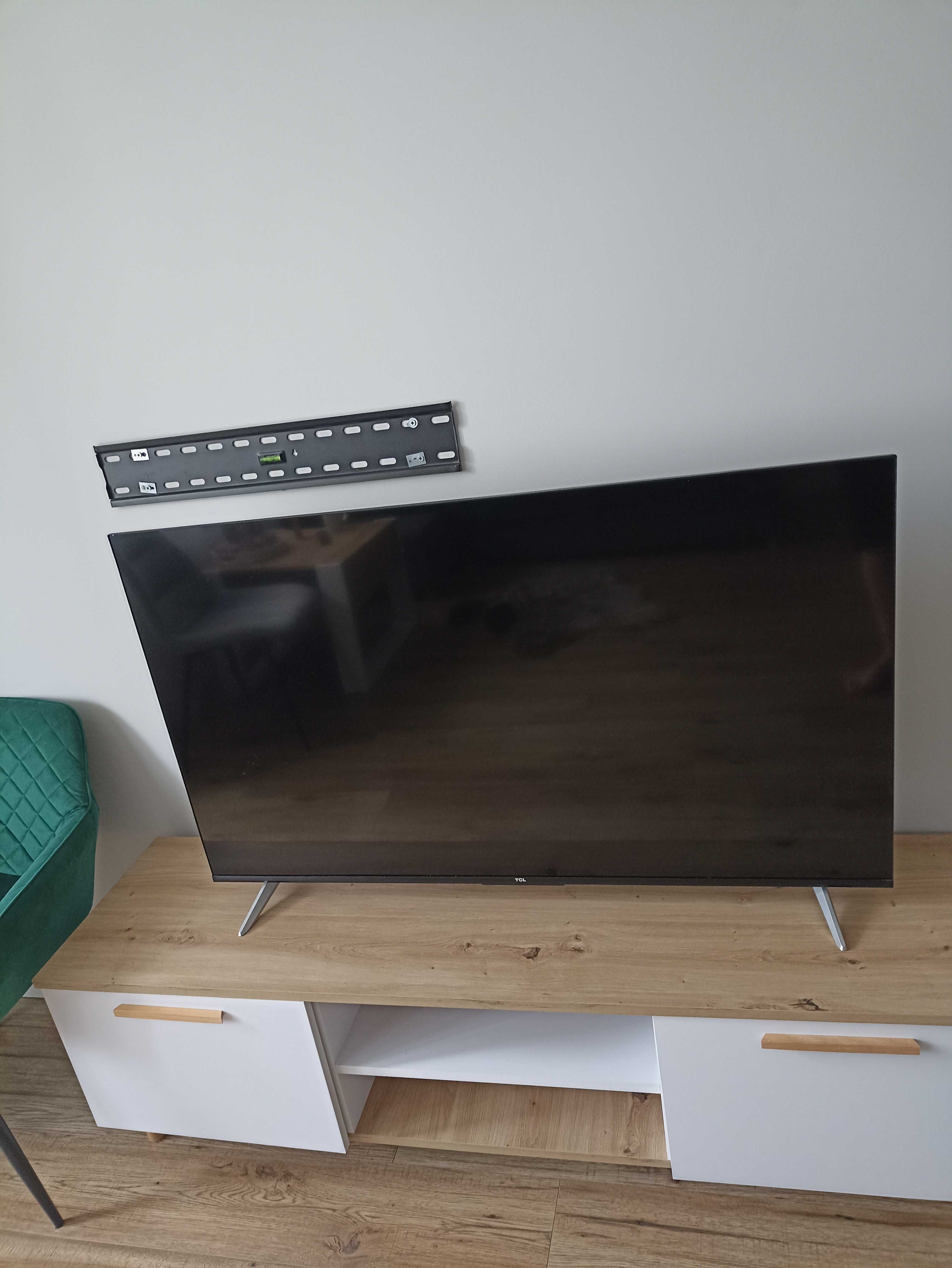 Telewizor tcl w bardzo dobrym stanie