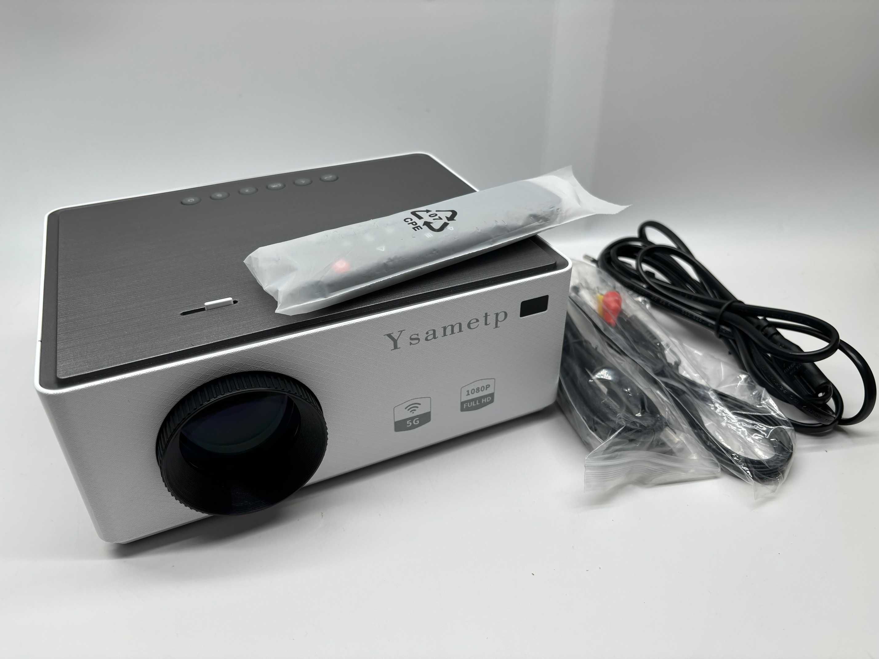 Projektor multimedialny fhd YSAMETP M7 USB HDMI 15000L PILOT GŁOŚNIK