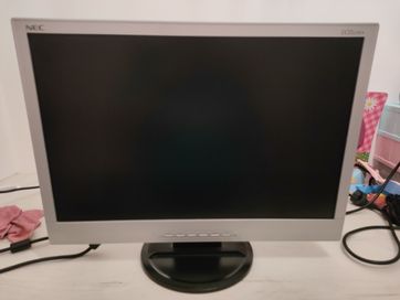 Monitor do komputera 22