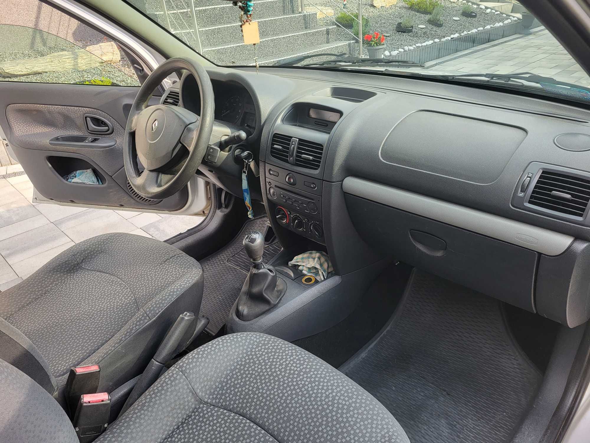 Clio 1.2 storia 2007r.