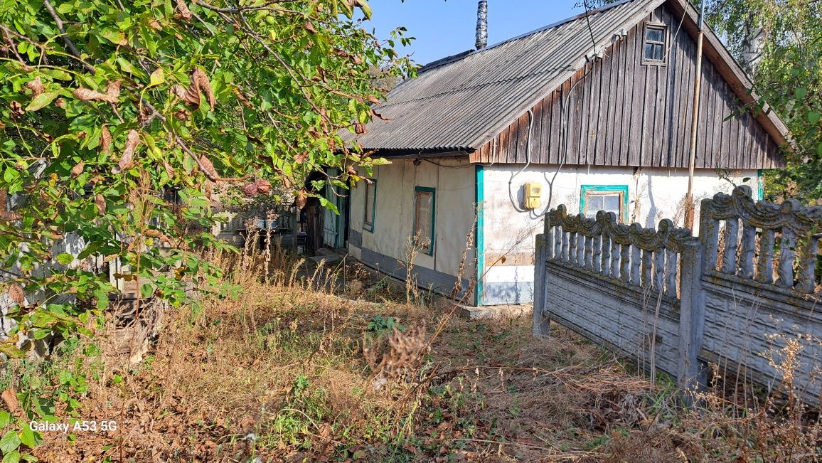 Продам будинок с.Лазарівка