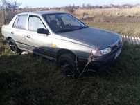 Розбираю Ніссан Санні N14 2.0 дизель