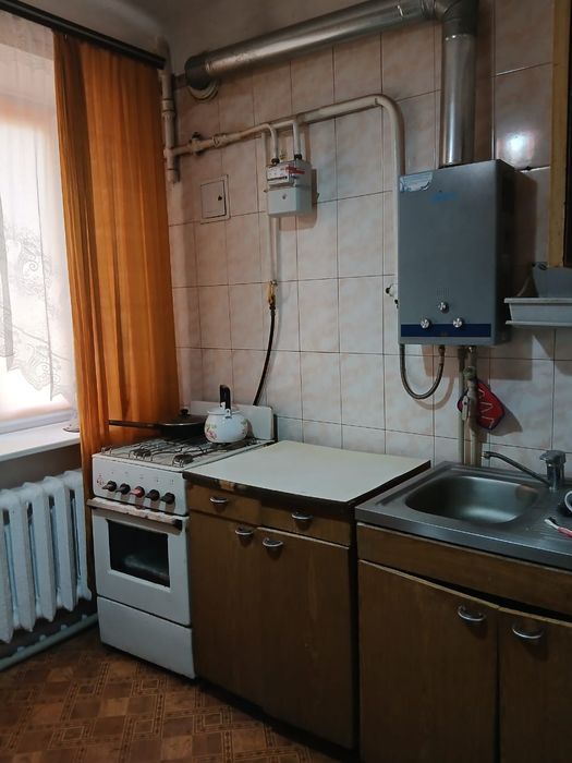 Продам 2-х кімнатну квартиру