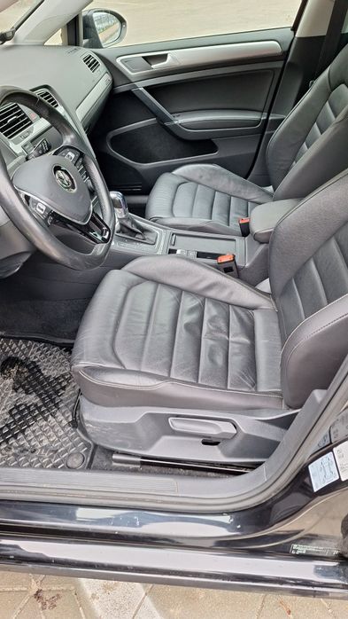 Продаю E Golf 24квт 2017р. SOH 93