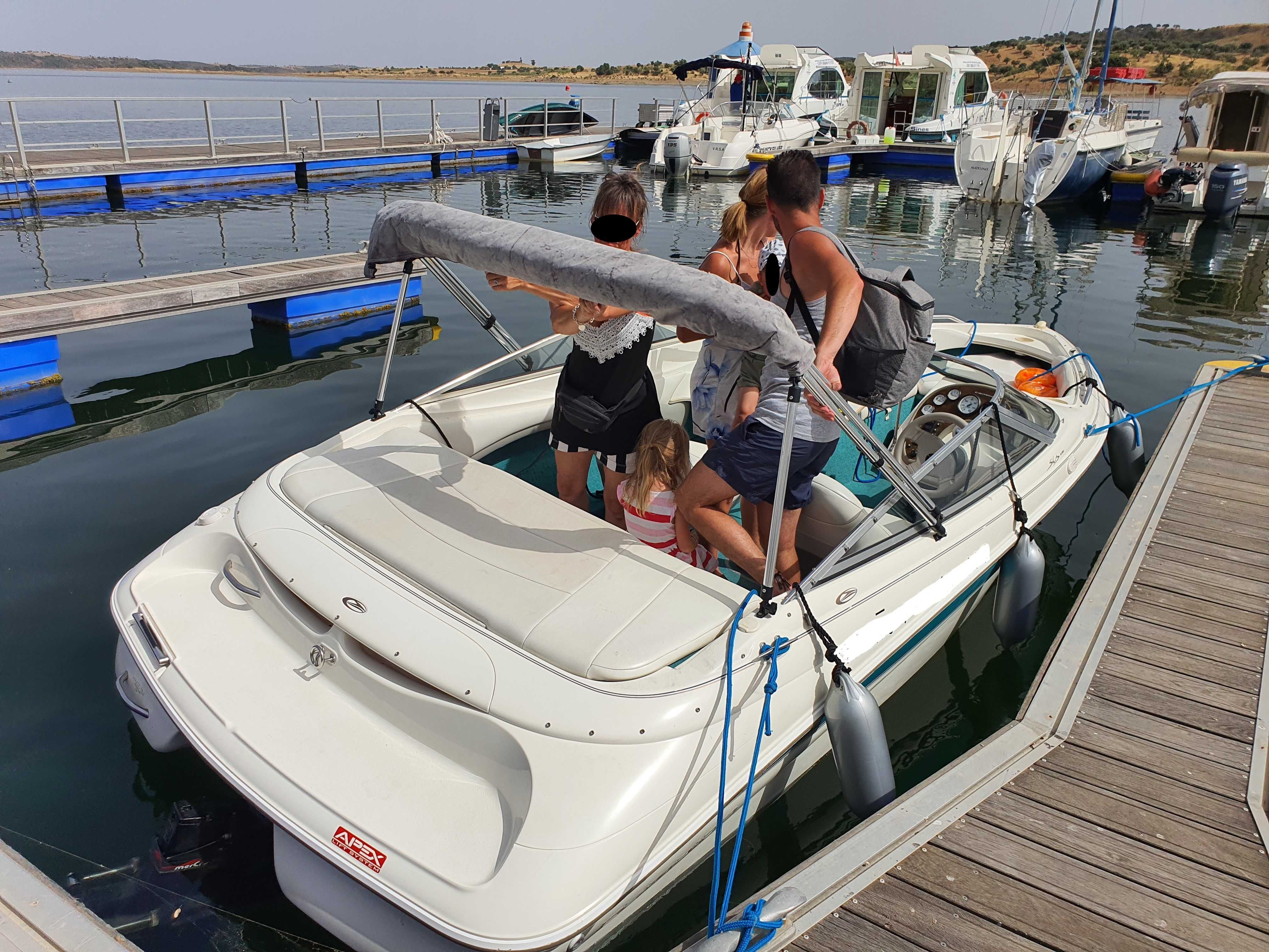 Barco Campion Allante com atrelado Mercruiser 145HP