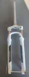 Widelec amortyzowany SR SUNTOUR Raidon
Dedykowany do STROMER St1