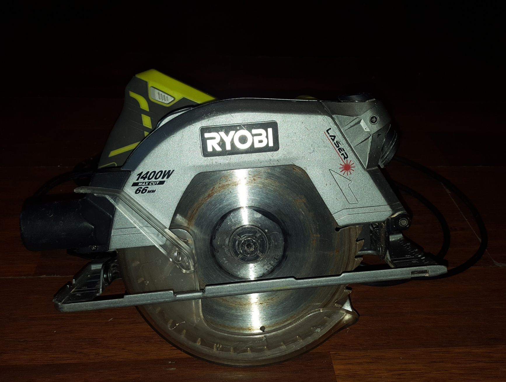 Pilarka najazdowa RYOBI RWS 1400 w