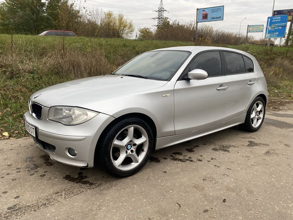 Продам бмв 1 серии