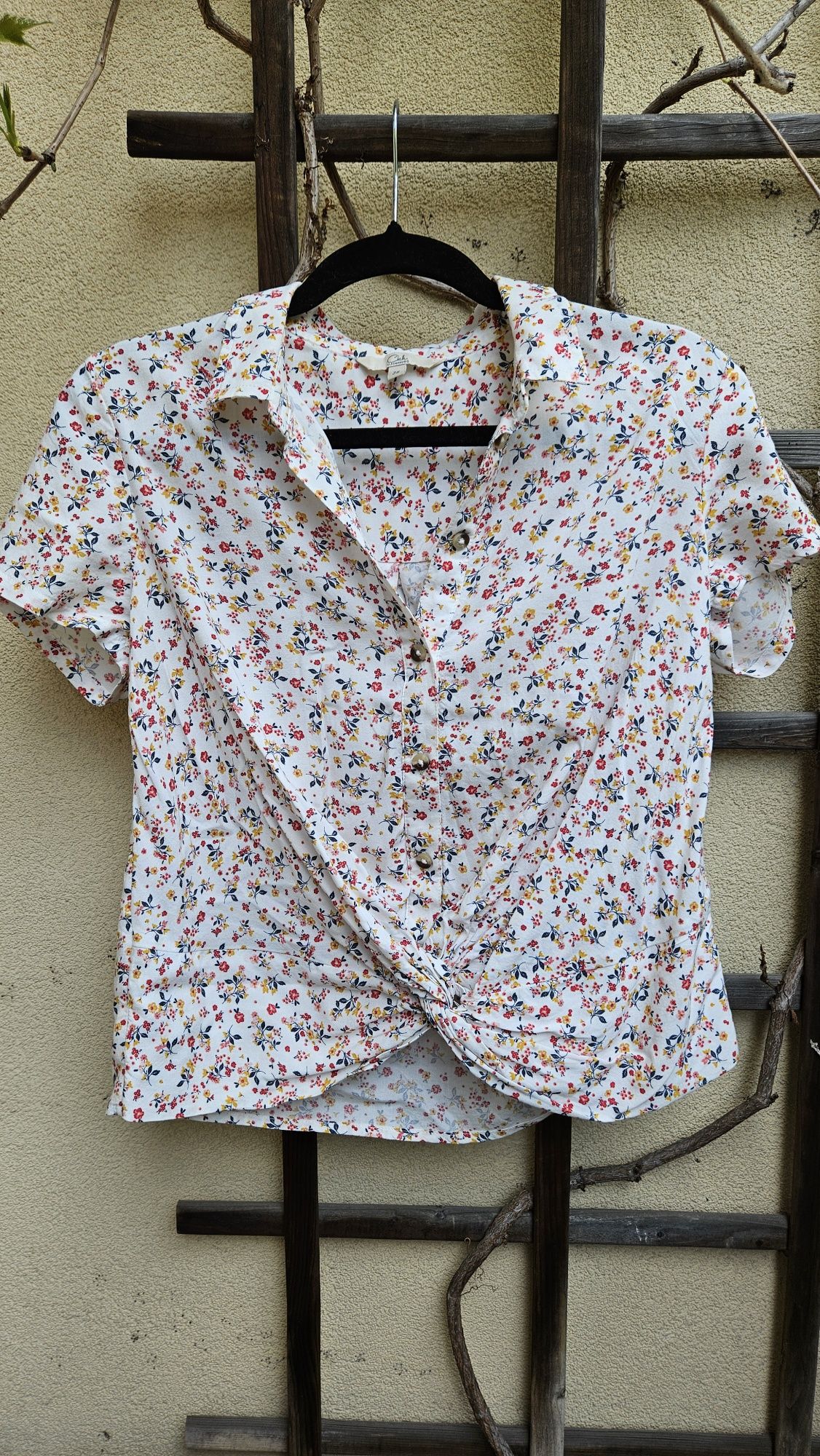 Koszulka bluzka kolorowa wzór kwiaty letnia C&A rozmiar 38
