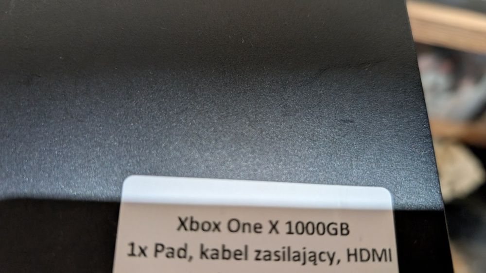 Xbox one 1000GB +pad