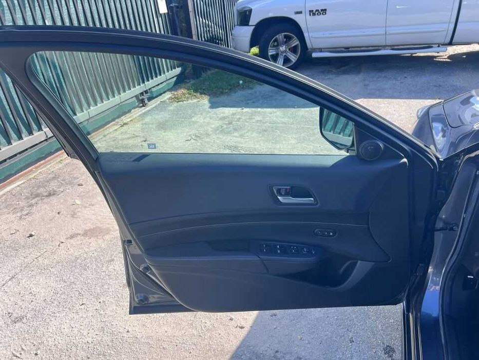 2022    Acura    ILX