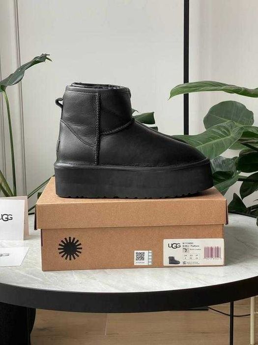 Угги/Угг/Уггі/Уги/Угі/UGG Australia Mini Platform Black/Шкіра Овчина