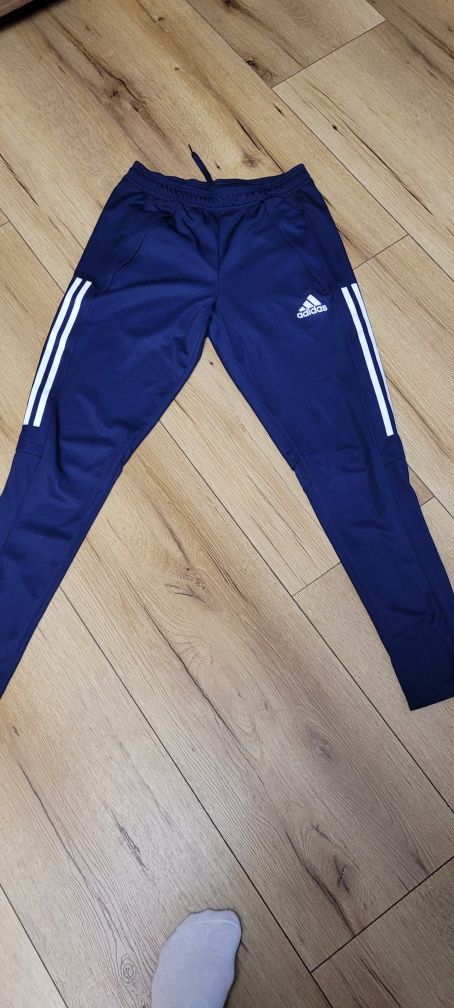 Spodnie adidas S