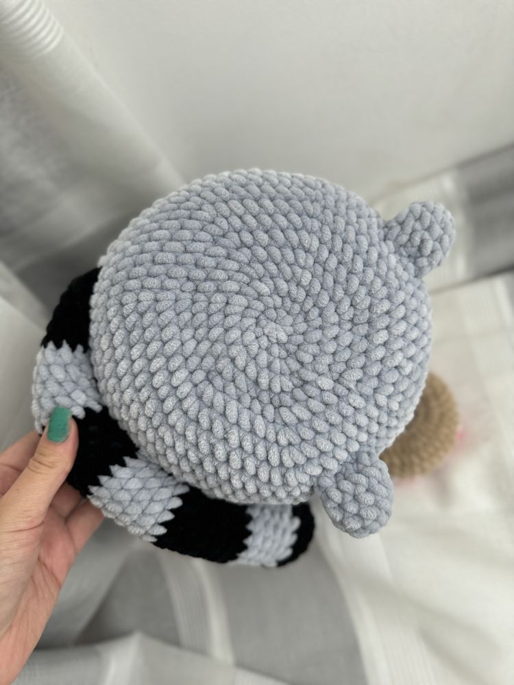 Мягкая игрушка ручная работа котик с пончиком