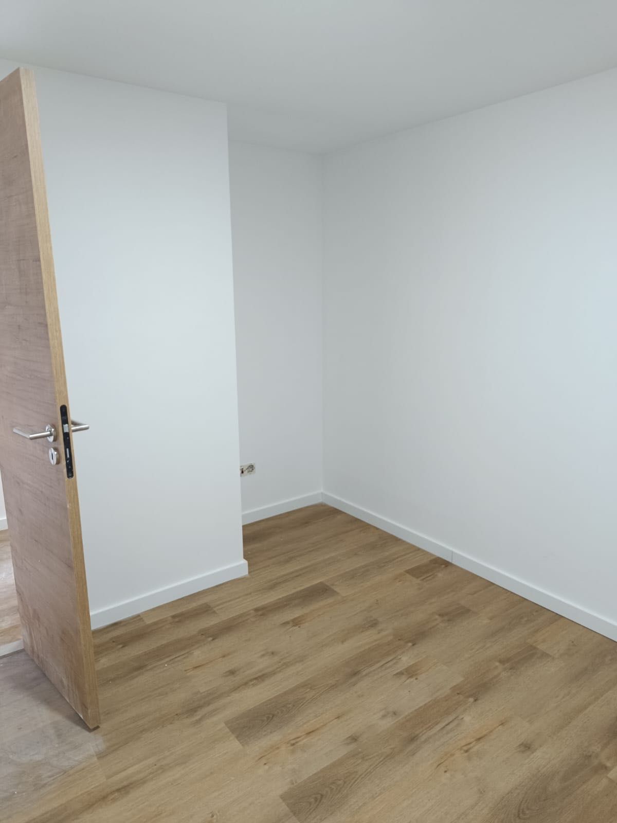 Quarto ou cama para alugar