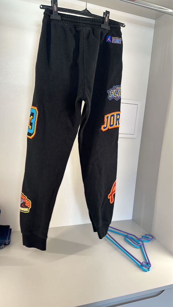 Dres chłopiecy JORDAN NIKE 152 Czarny