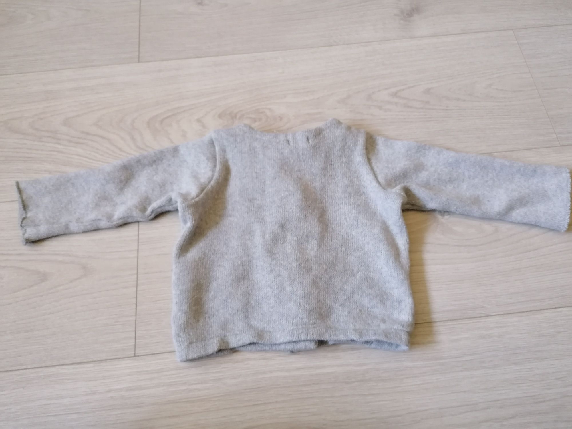 Sweter sweterek 68 benetton szary